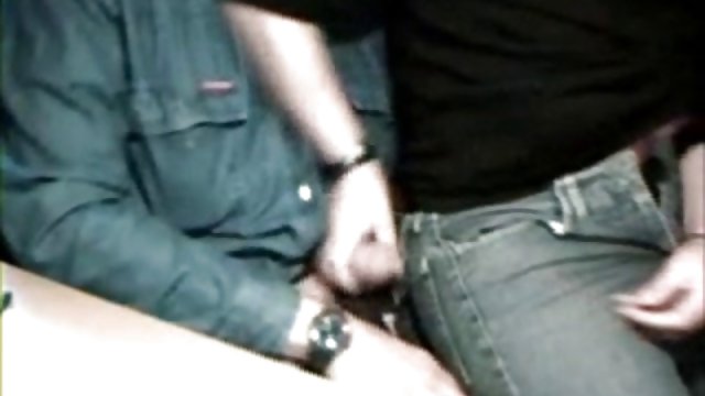 成熟 丰满 继母 布兰迪 爱 乱搞 她的女儿 和她的 男朋友
